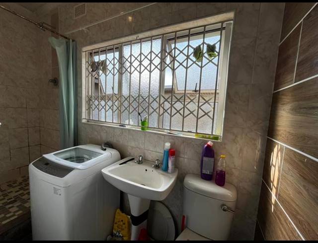 1 BEDROOM PROPERTY TO RENT IN RICHEM